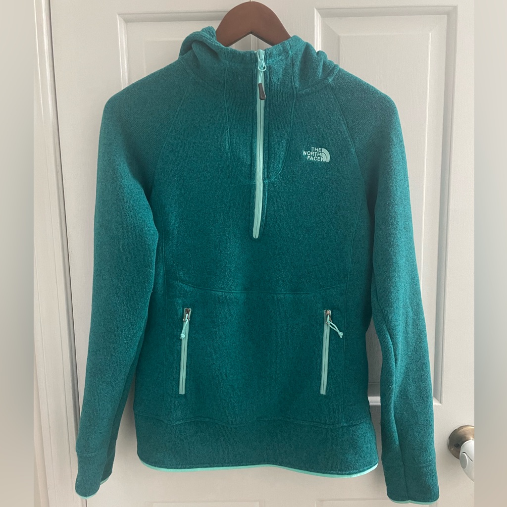 The North Face Fleece 1/4 Zip Pullover Hoodie, Size Small
